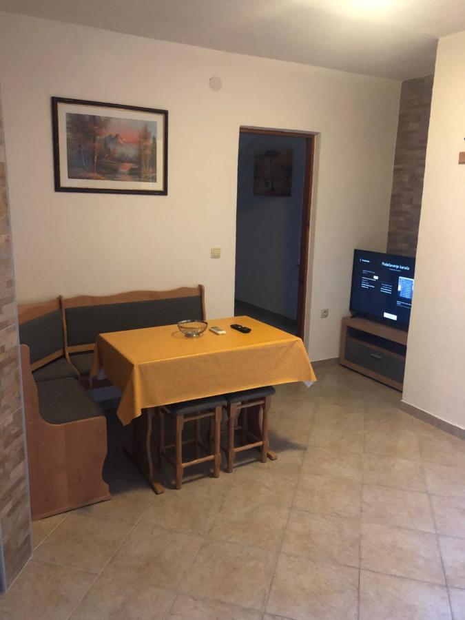 Miro Apartmani Ražanac 외부 사진